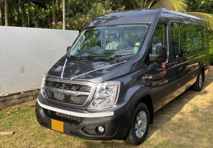 Book 17 Seater Urbania