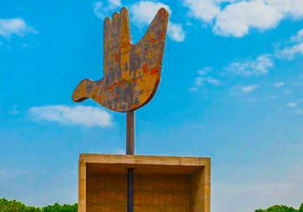 Chandigarh Taxi Booking